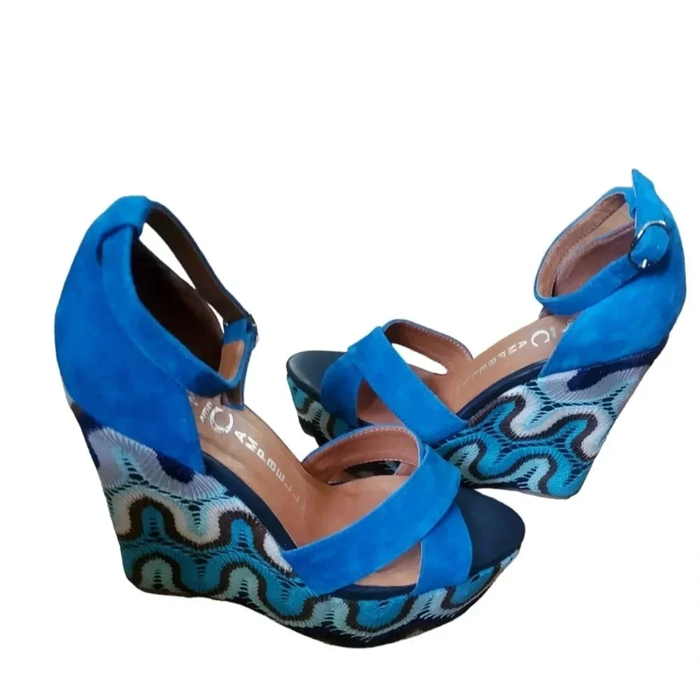 JEFFREY CAMPBELL BLUE CROCHET WEDGE PLATFORM SANDALS, SIZE 7.5